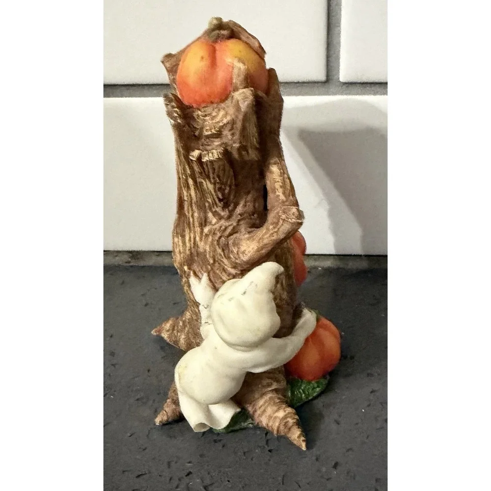 Spooky‎ Hollow Halloween Village Tree Pumpkin Ghost Figure Figurine